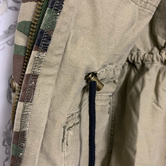 CAMO JACKET FROM FOREVER 21 - Picture 3 of 4